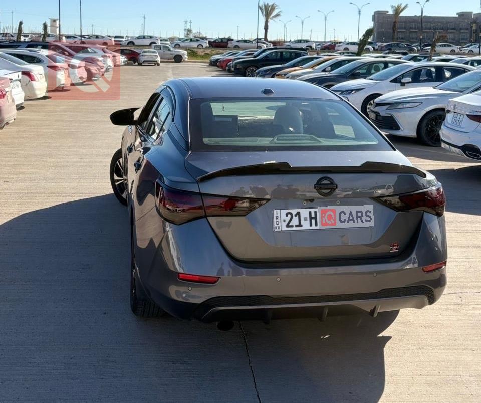 نيسان سنترا